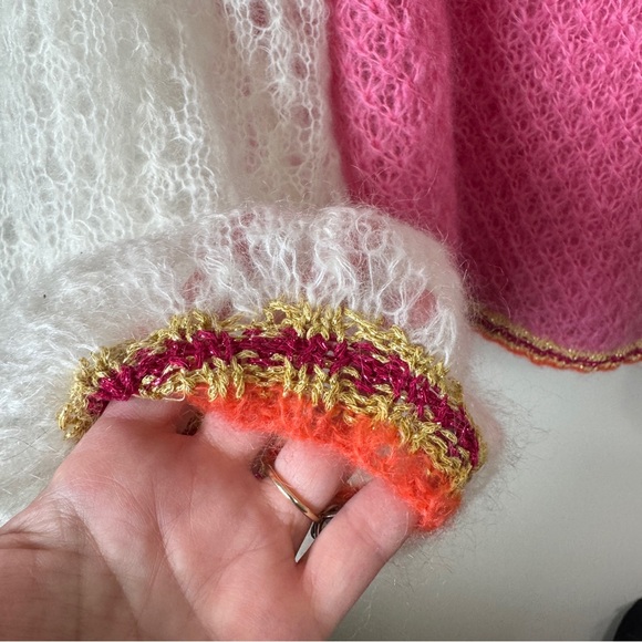 Rose Carmine Sweater Pink White Balloon Sleeves Oversized Fit - Picture 4 of 9